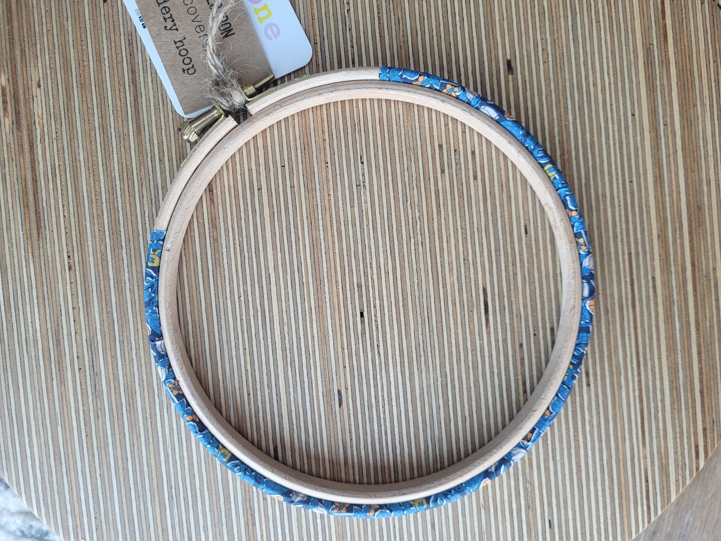 Fabric Covered Embroidery Hoop Elbesee - Liberty of London Tana Lawn Fabric 5 & 6 Inch