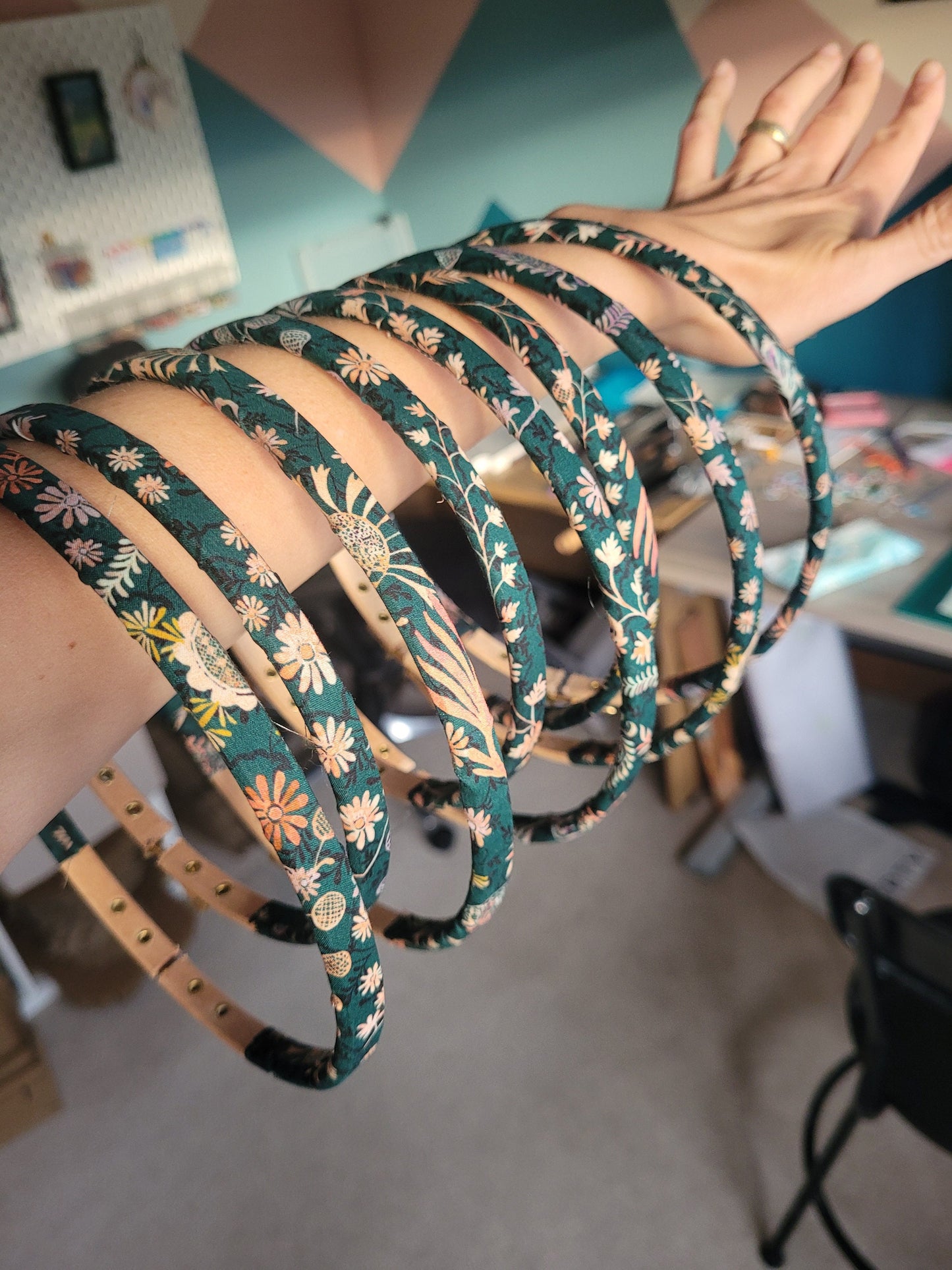 Fabric Covered Embroidery Hoop Elbesee - Liberty of London Tana Lawn Fabric 5 & 6 Inch